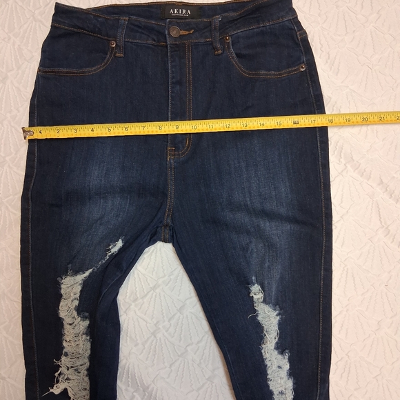 AKIRA Midnight Blue High Rise Ripped Jeans Size 13/W30 - Picture 12 of 16
